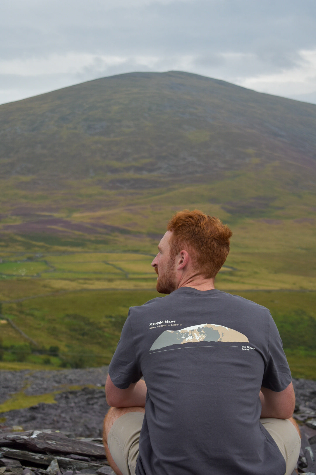 Mynydd Mawr Relaxed Fit Tee in Anthracite