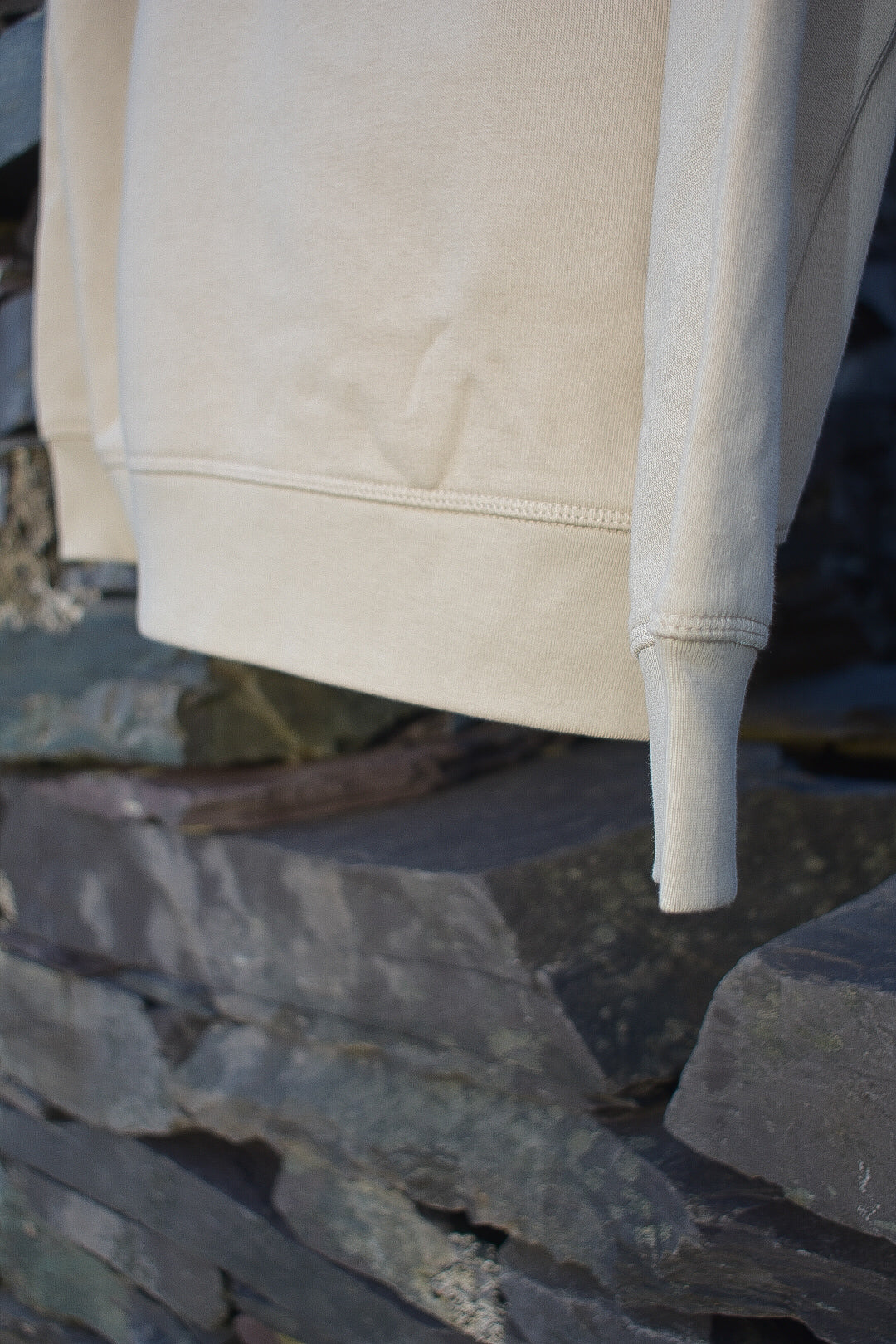 Hwdi Eryri mewn 'Sunrise Dust'