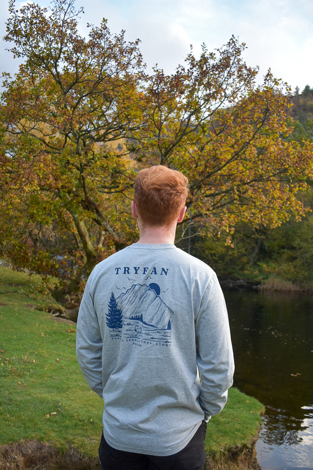 Tryfan Long Sleeve T-Shirt in Grey