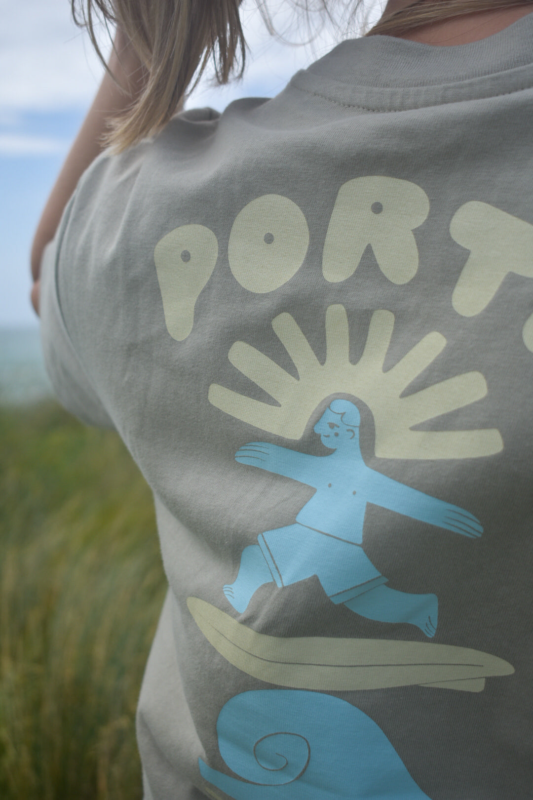 Porth Neigwl Relaxed fit Tee in Sandstone