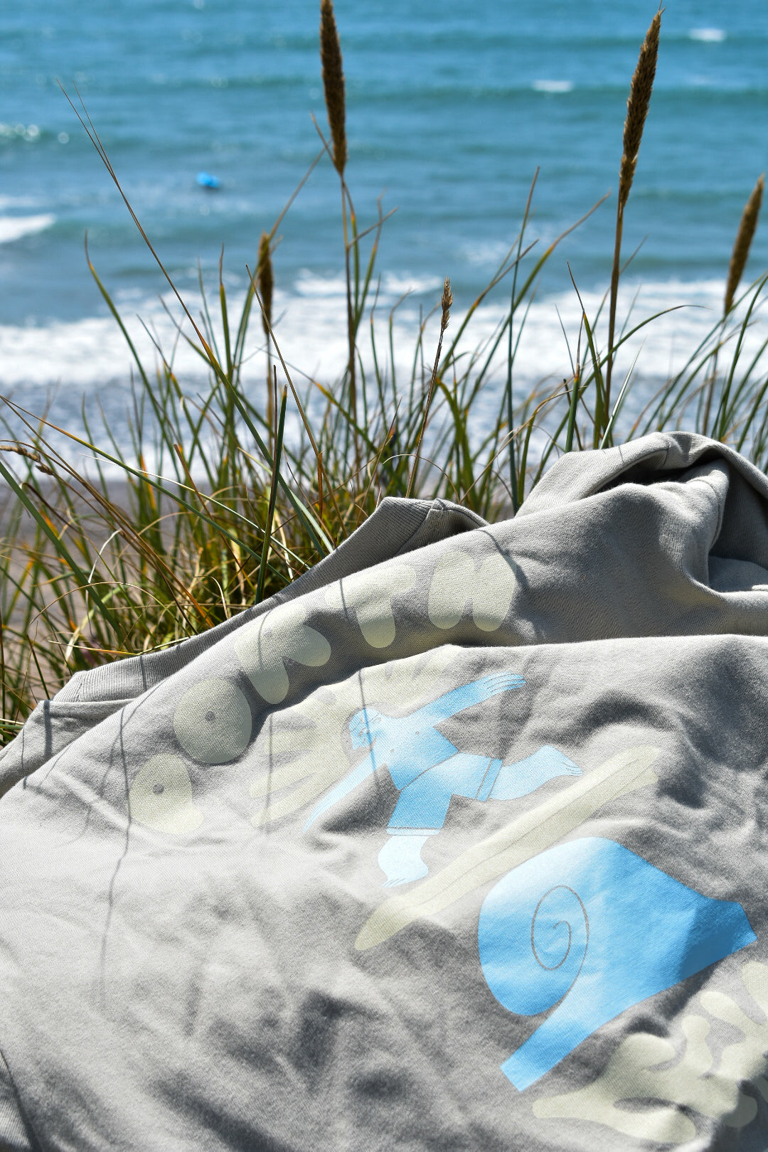 Porth Neigwl Relaxed fit Tee in Sandstone