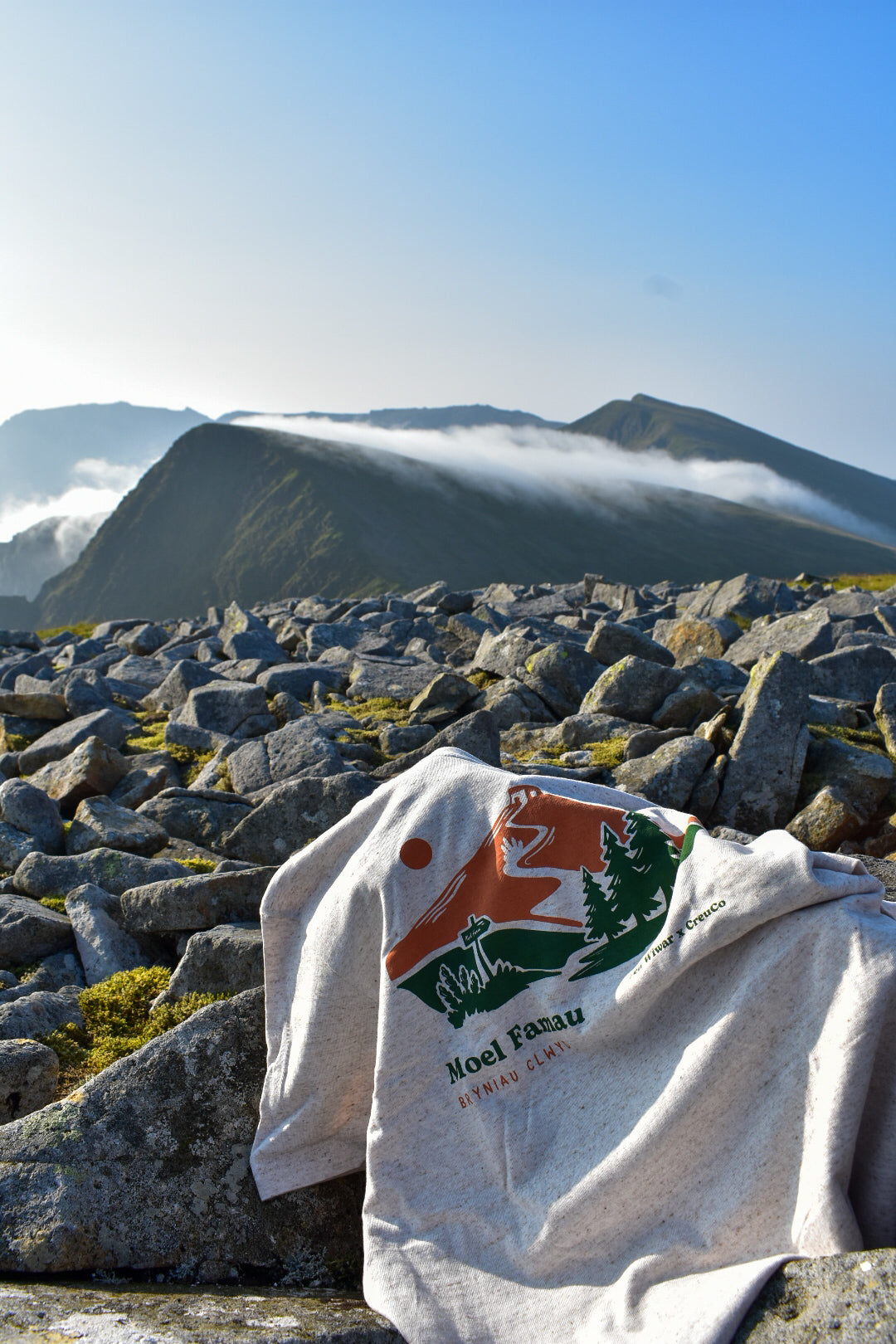 Moel Famau Relaxed Fit Tee in eco-heather