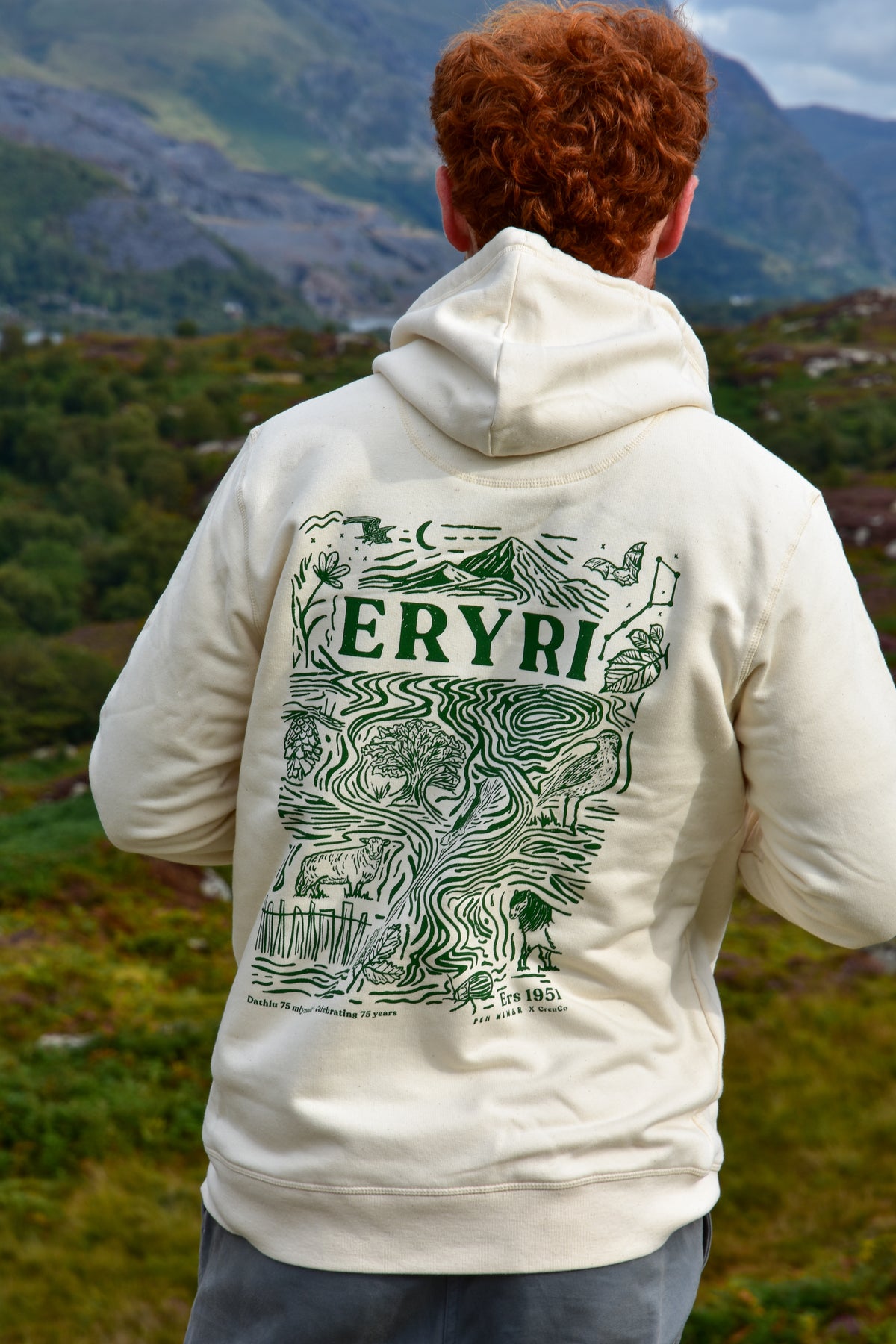 Eryri Collab 75 Hoodie in off-white