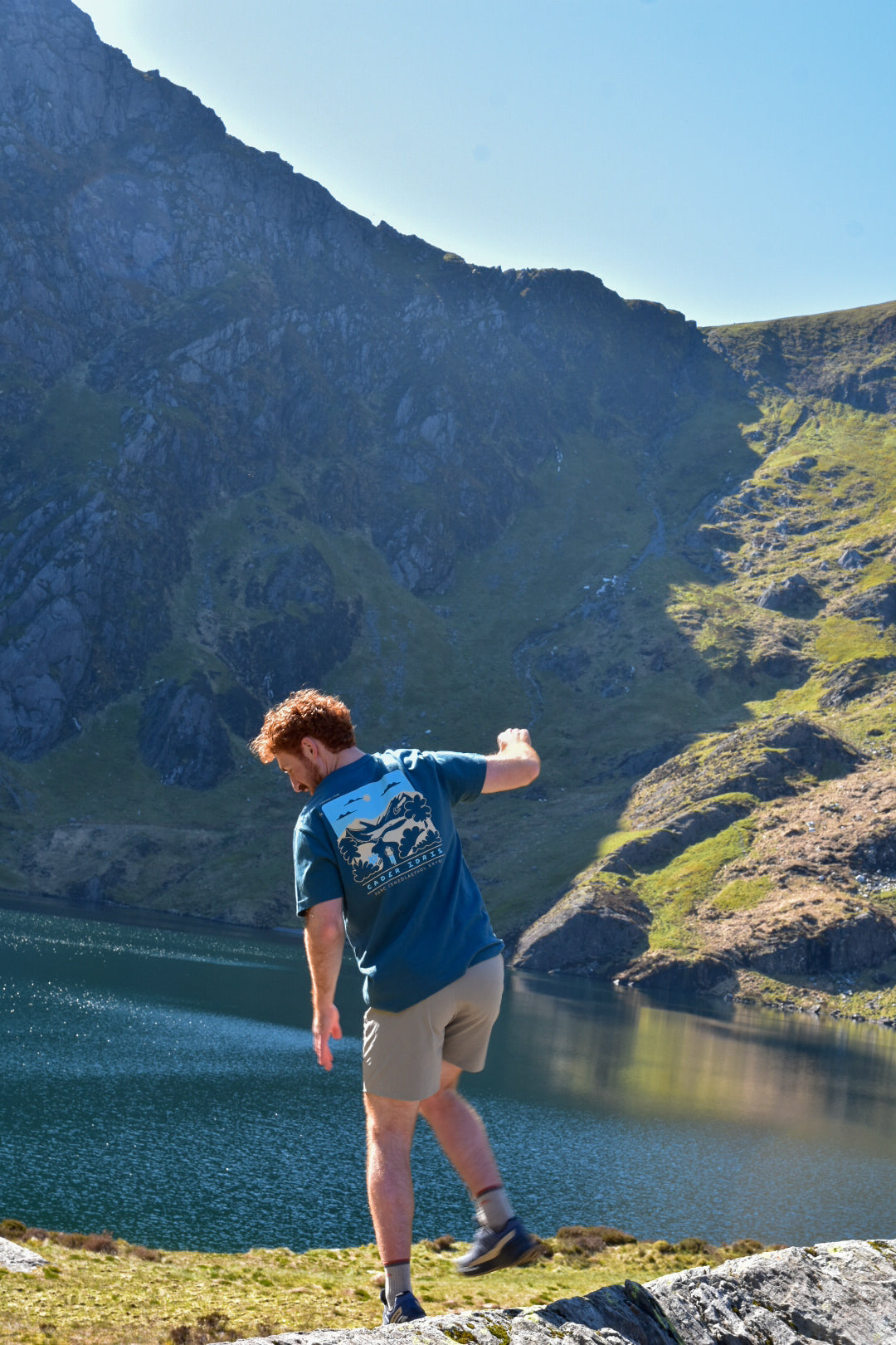 Cader Idris Relaxed fit T-shirt in Deep Blue