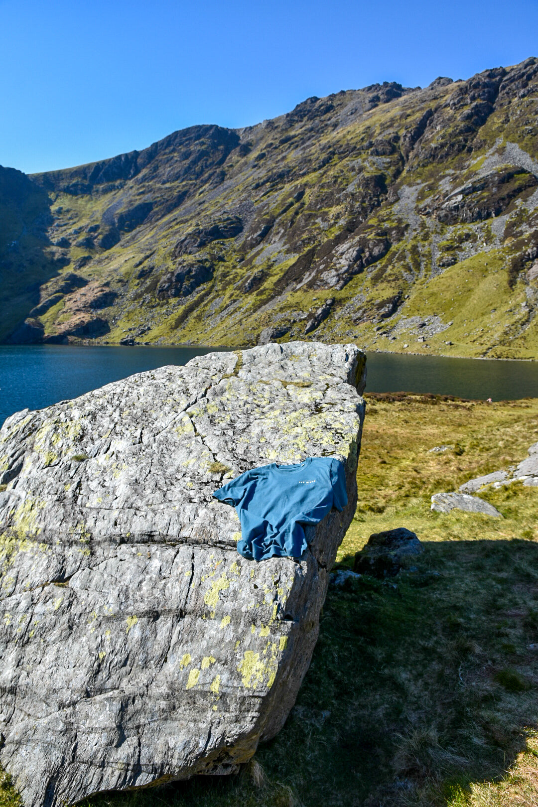 Cader Idris Relaxed fit T-shirt in Deep Blue