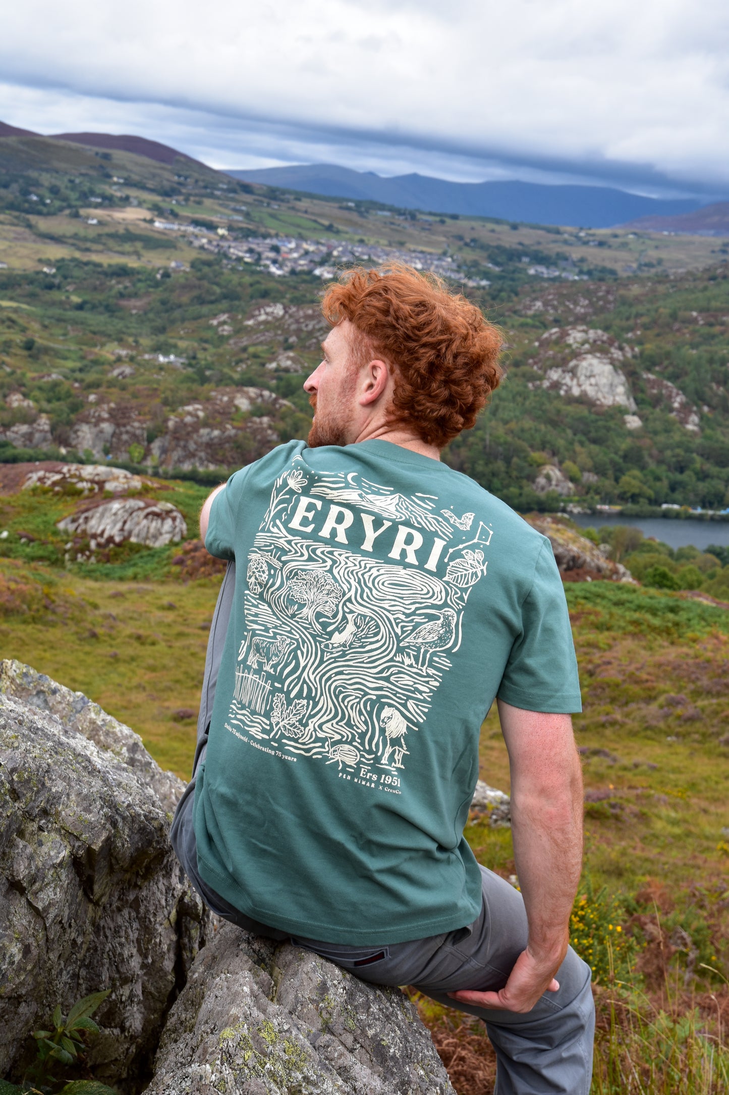 Eryri Collab 75 T-shirt in Moss Green