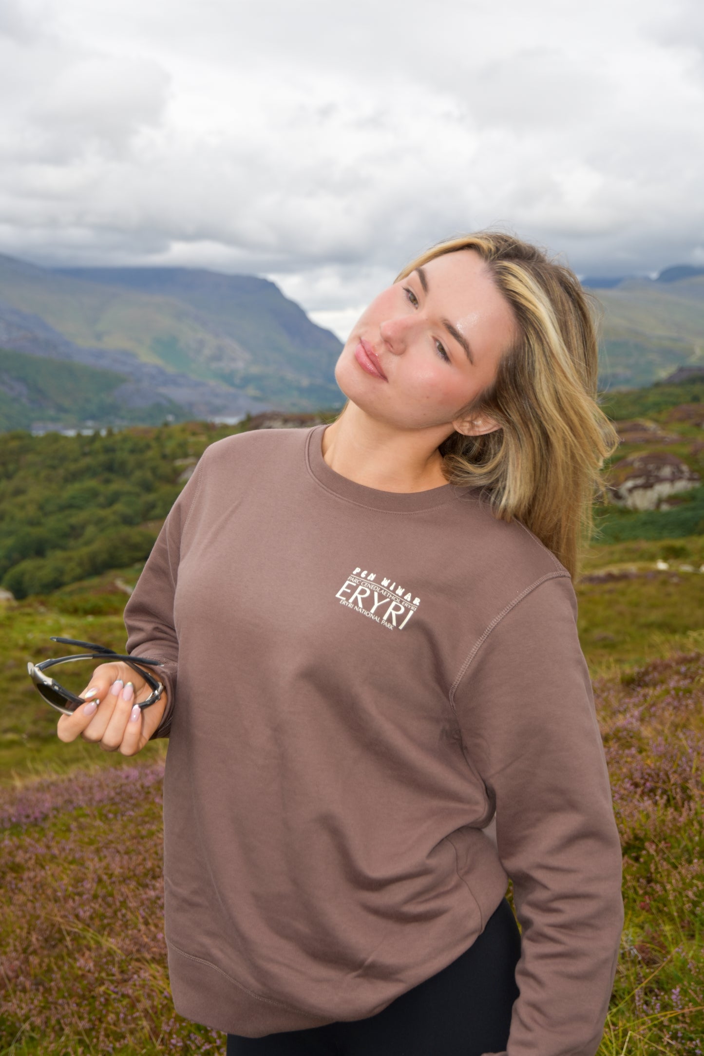Eryri Collab 75 Sweatshirt in Mocha Brown