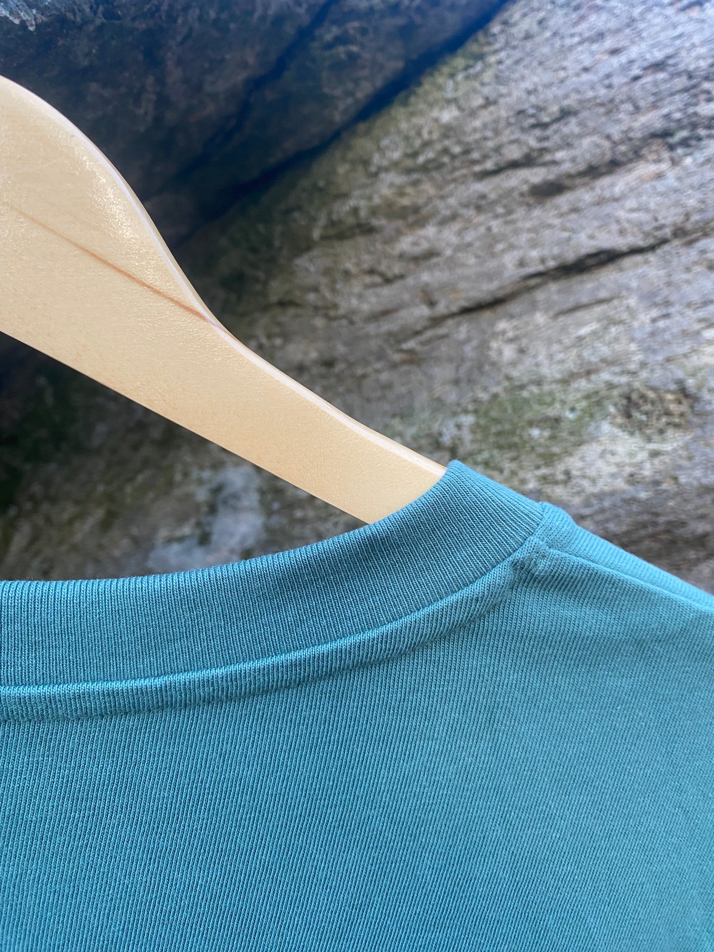 Tryfan Relaxed Fit Tee in Moss Green